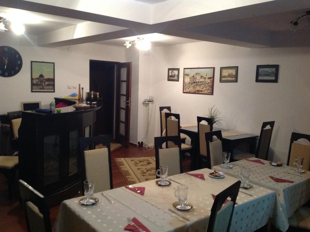 Pensiunea Kenza Târgu-Mureş Extérieur photo