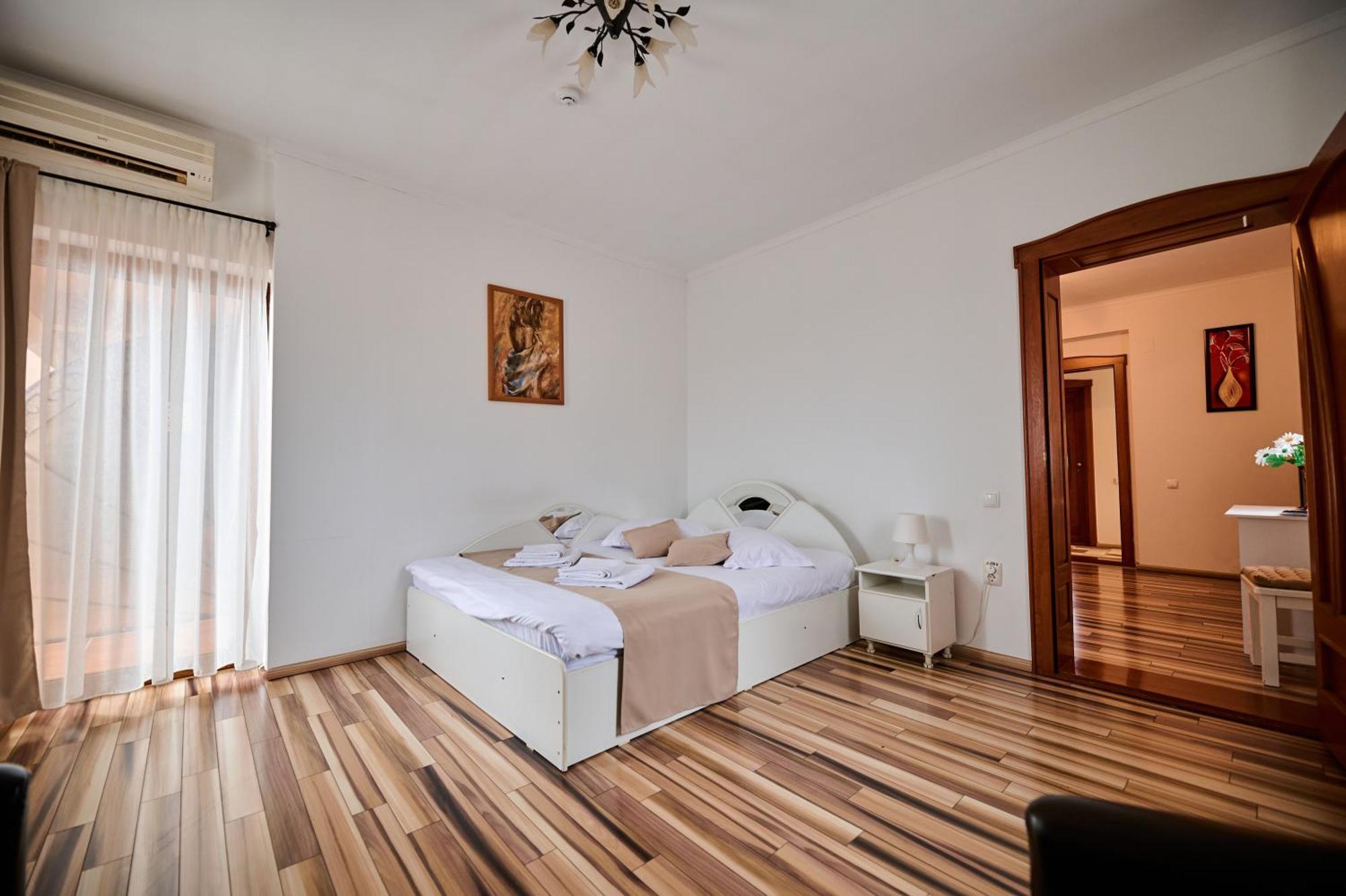 Pensiunea Kenza Târgu-Mureş Extérieur photo