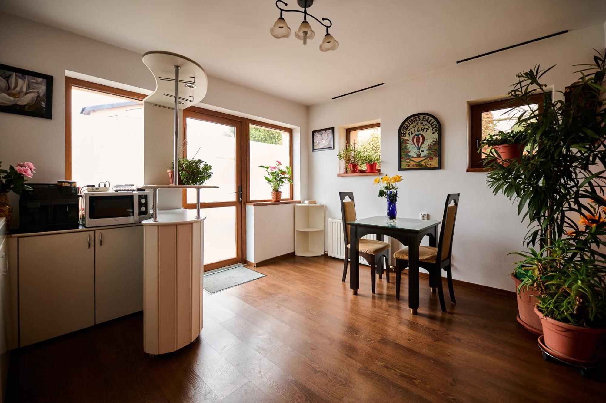 Pensiunea Kenza Târgu-Mureş Extérieur photo